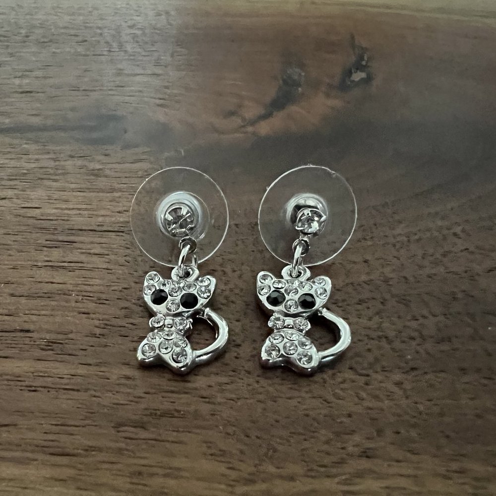 Betsey Johnson Rhinestone Cat Post-back Earrings